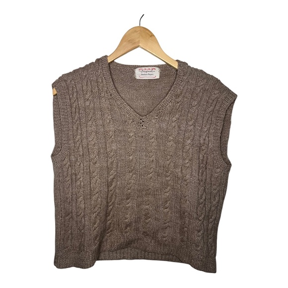 Vintage Handmade Cable-knit Tan Sweatervest - Picture 1 of 2